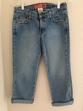 Mossimo Low Rise Cropped Jeans Size 5 Light Wash Capri Denim 29x20.5